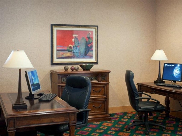 Imagen general del Hotel Courtyard By Marriott Santa Fe. Foto 5