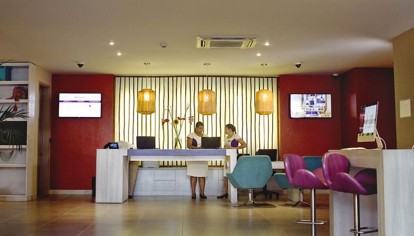 Imagen de los interiores del Hotel Courtyard By Marriott Santa Marta Resort. Foto 20