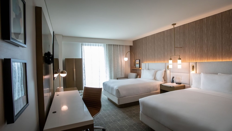 Imagen de la habitación del Hotel Courtyard By Marriott Santo Domingo Piantini. Foto 4