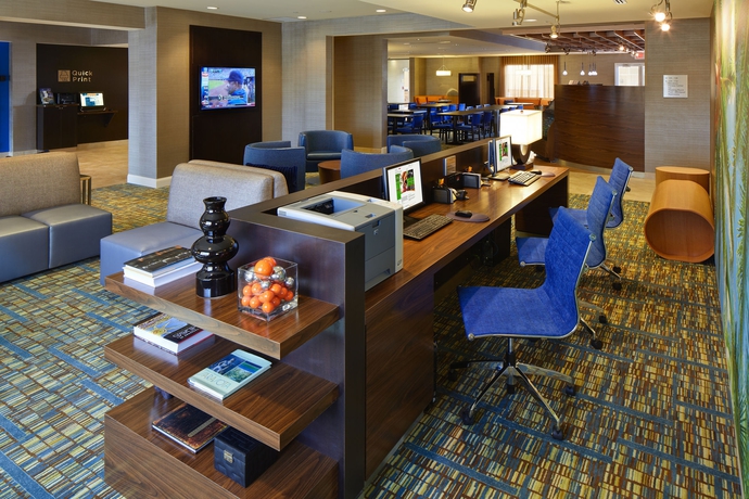 Imagen de los interiores del Hotel Courtyard By Marriott Sarasota At University Town Center. Foto 14