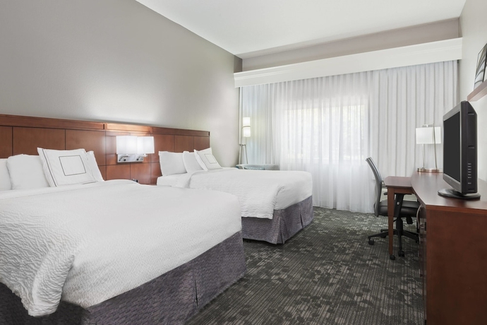 Imagen de la habitación del Hotel Courtyard By Marriott Sarasota Bradenton Airport. Foto 10