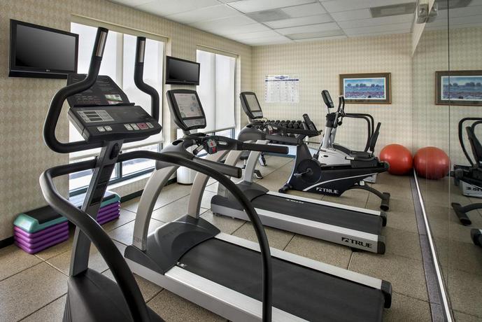 Imagen de los interiores del Hotel Courtyard By Marriott Saratoga Springs. Foto 4