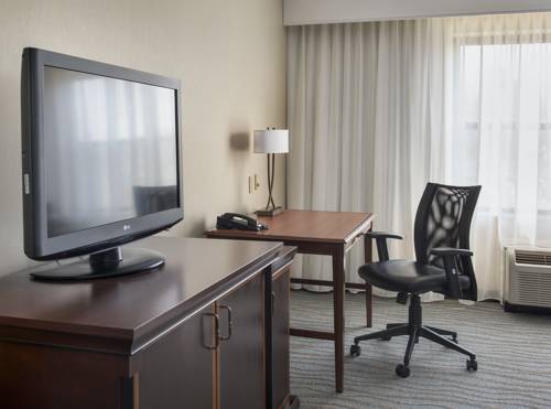 Imagen de la habitación del Hotel Courtyard By Marriott Saratoga Springs. Foto 2