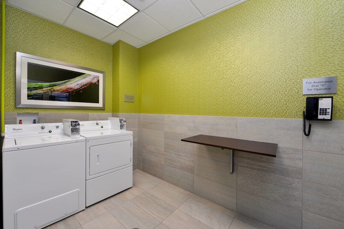 Imagen de los interiores del Hotel Courtyard By Marriott Saskatoon Airport. Foto 19