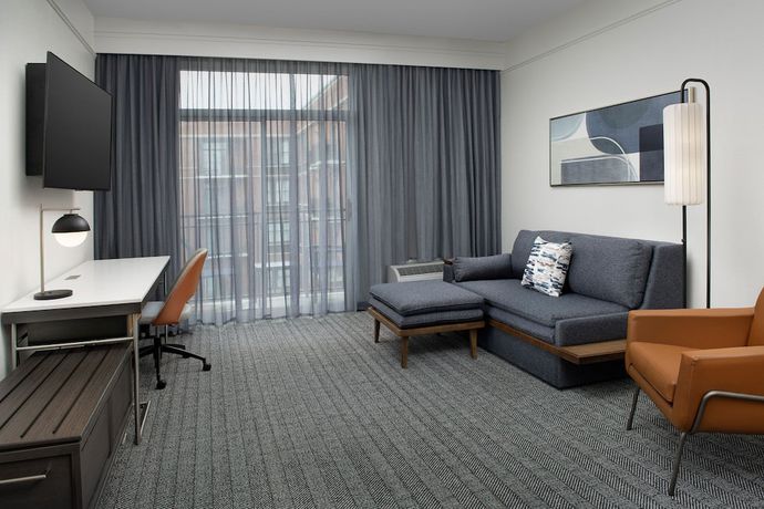 Imagen de la habitación del Hotel Courtyard By Marriott Savannah Downtown/historic District. Foto 10