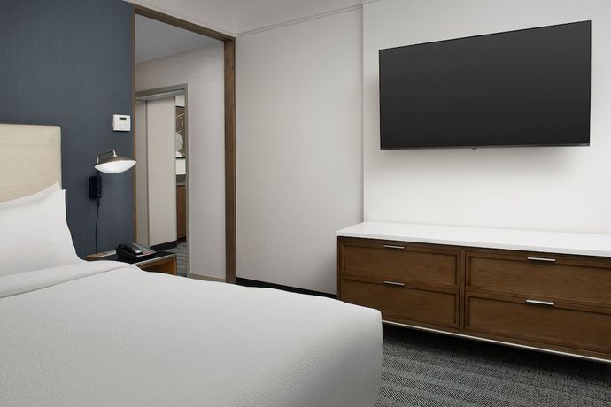 Imagen de la habitación del Hotel Courtyard By Marriott Savannah Downtown/historic District. Foto 13