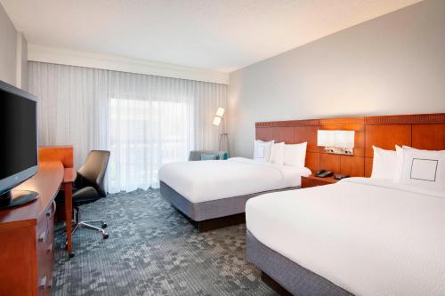 Imagen de la habitación del Hotel Courtyard By Marriott Savannah Midtown. Foto 17