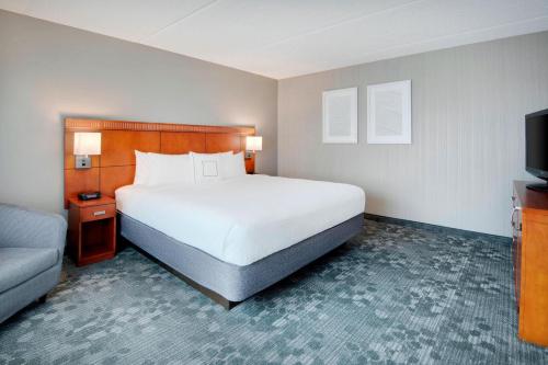 Imagen general del Hotel Courtyard By Marriott Savannah Midtown. Foto 7