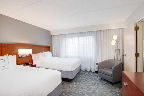 Imagen general del Hotel Courtyard By Marriott Savannah Midtown. Foto 9