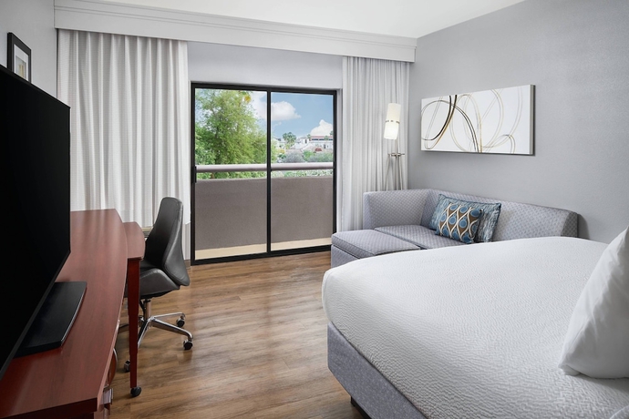 Imagen de la habitación del Hotel Courtyard By Marriott Scottsdale North. Foto 11