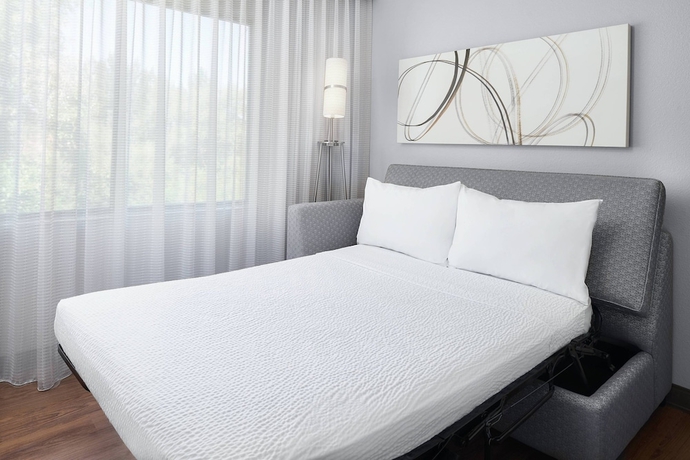 Imagen de la habitación del Hotel Courtyard By Marriott Scottsdale North. Foto 12