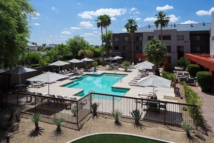 Imagen de la habitación del Hotel Courtyard By Marriott Scottsdale North. Foto 15
