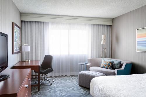 Imagen de la habitación del Hotel Courtyard By Marriott Scottsdale Old Town. Foto 12