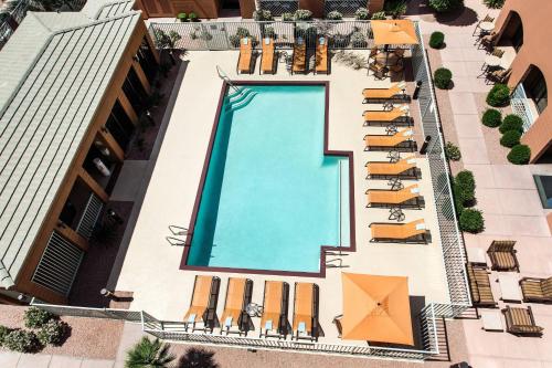 Imagen general del Hotel Courtyard By Marriott Scottsdale Old Town. Foto 8