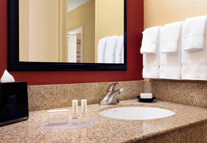 Imagen de la habitación del Hotel Courtyard By Marriott Seattle Downtown Lake Union. Foto 7