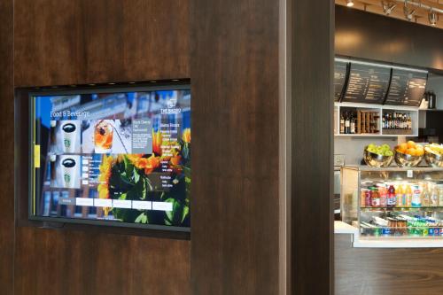 Imagen general del Hotel Courtyard By Marriott Seattle Everett Downtown. Foto 11