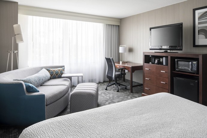 Imagen de la habitación del Hotel Courtyard By Marriott Seattle Federal Way. Foto 11