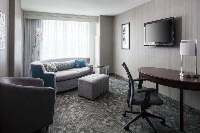 Imagen de la habitación del Hotel Courtyard By Marriott Seattle Federal Way. Foto 15