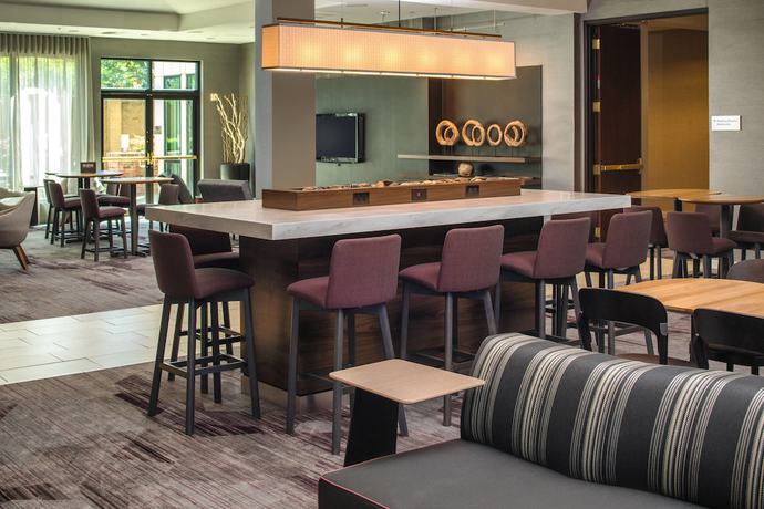 Imagen del bar/restaurante del Hotel Courtyard By Marriott Seattle Federal Way. Foto 7