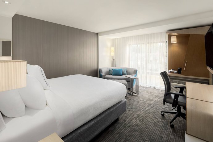 Imagen de la habitación del Hotel Courtyard By Marriott Seattle Northgate. Foto 8