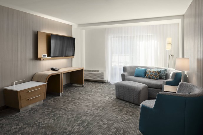 Imagen de la habitación del Hotel Courtyard By Marriott Seattle Northgate. Foto 12