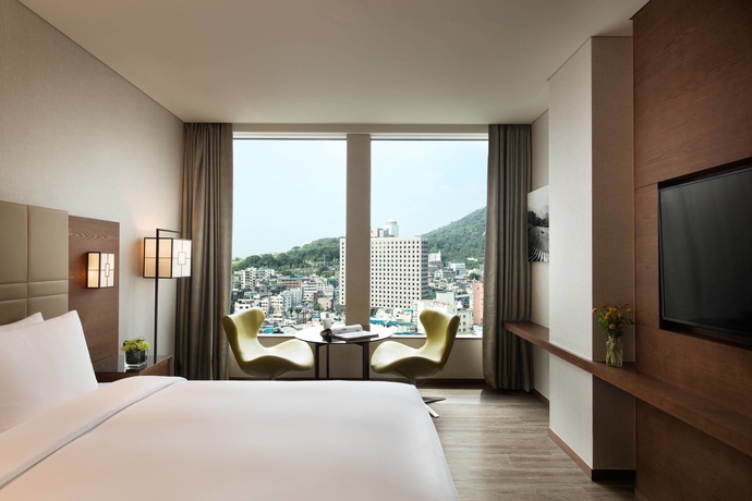 Imagen de la habitación del Hotel Courtyard By Marriott Seoul Namdaemun. Foto 6