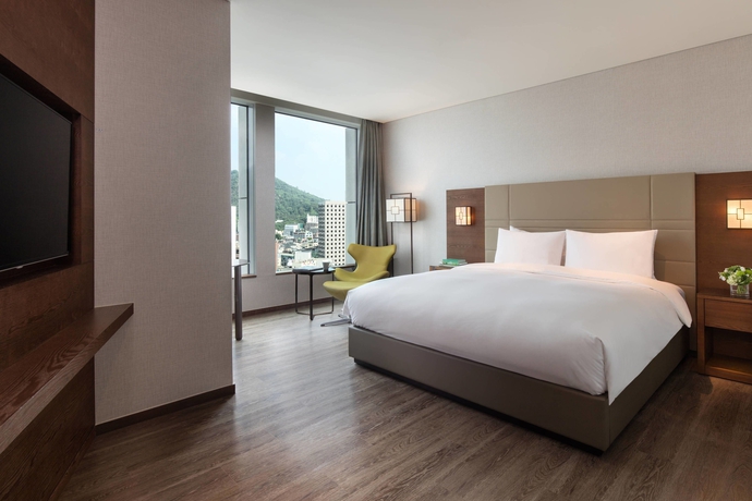 Imagen de la habitación del Hotel Courtyard By Marriott Seoul Namdaemun. Foto 13