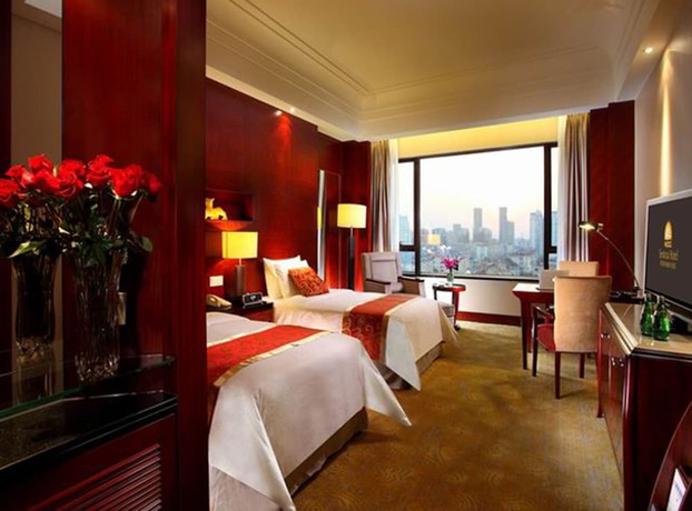 Imagen de la habitación del Hotel Courtyard By Marriott Shanghai Fengxian. Foto 5