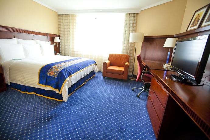 Imagen de la habitación del Hotel Courtyard By Marriott Shanghai Pudong. Foto 9