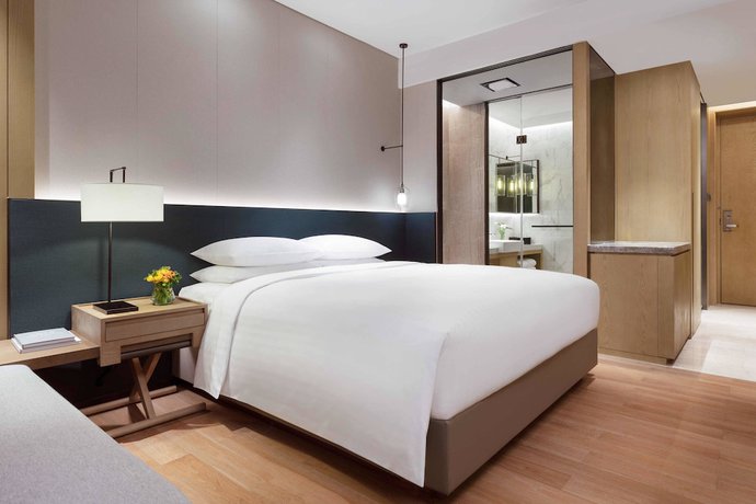 Imagen de la habitación del Hotel Courtyard By Marriott Shenzhen Bay. Foto 5