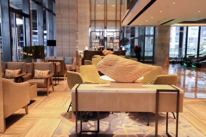 Imagen de los interiores del Hotel Courtyard By Marriott Shenzhen Bay. Foto 7