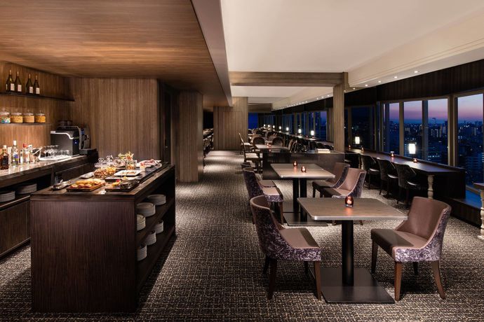 Imagen del bar/restaurante del Hotel Courtyard By Marriott Shin-osaka Station. Foto 3