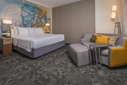 Imagen de la habitación del Hotel Courtyard By Marriott Shippensburg. Foto 16