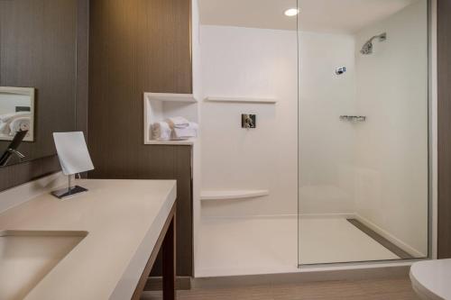 Imagen general del Hotel Courtyard By Marriott Shippensburg. Foto 12