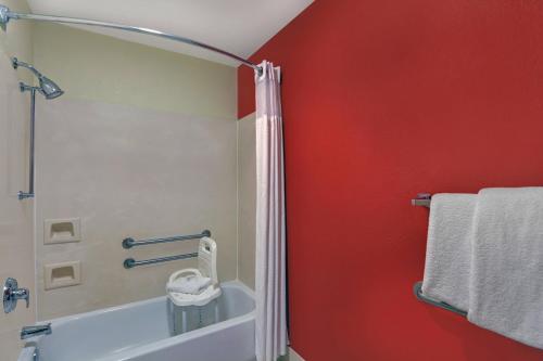 Imagen general del Hotel Courtyard By Marriott Shreveport Airport. Foto 11