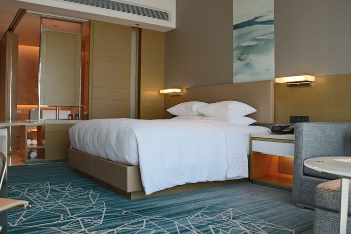 Imagen de la habitación del Hotel Courtyard By Marriott Shunde Longjiang. Foto 17