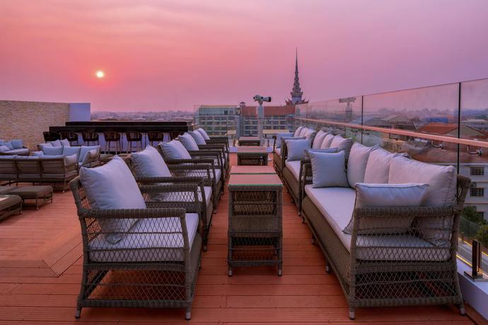 Imagen de los exteriores del Hotel Courtyard By Marriott Siem Reap Resort. Foto 5