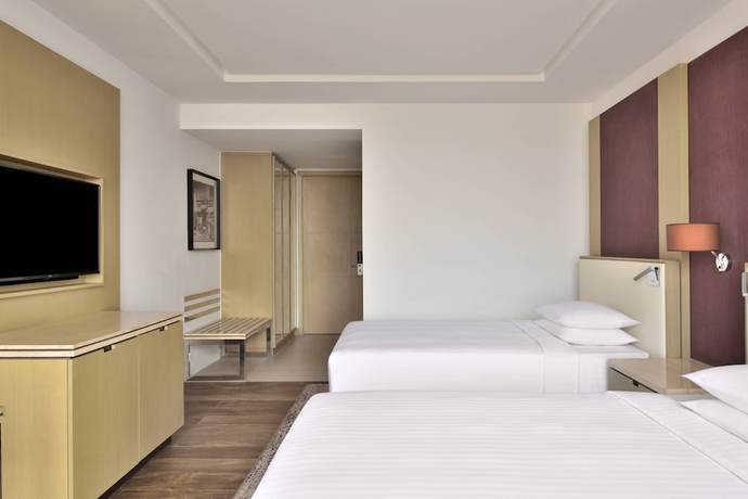 Imagen de la habitación del Hotel Courtyard By Marriott Siliguri. Foto 14