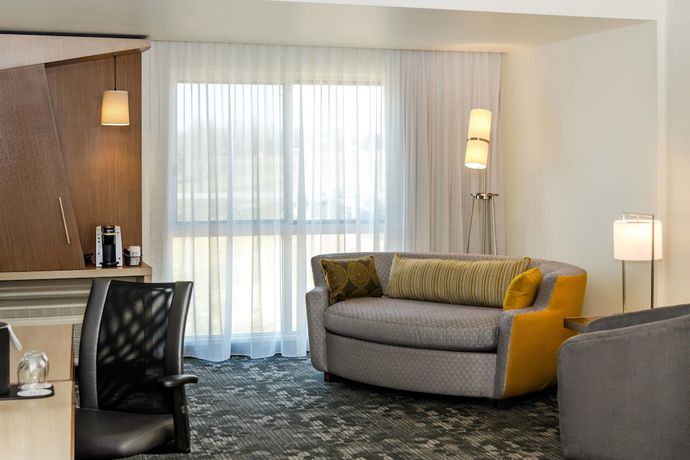 Imagen de la habitación del Hotel Courtyard By Marriott Somerset. Foto 6