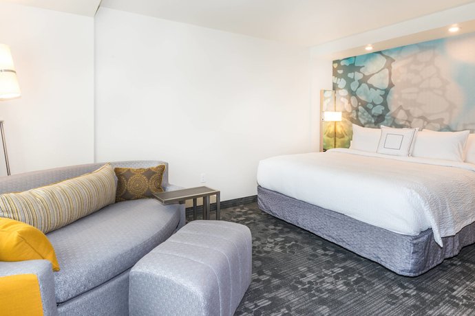 Imagen de la habitación del Hotel Courtyard By Marriott Somerset. Foto 8
