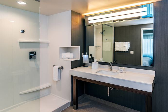 Imagen de la habitación del Hotel Courtyard By Marriott Somerset. Foto 17