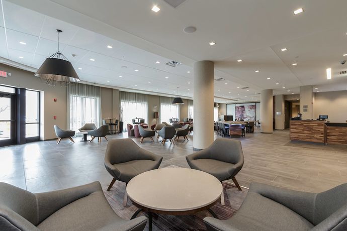 Imagen de los interiores del Hotel Courtyard By Marriott South Bend Downtown. Foto 10