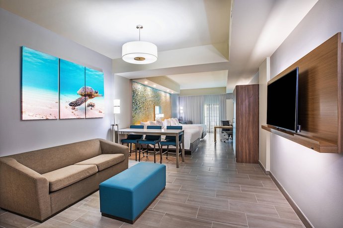 Imagen de la habitación del Hotel Courtyard By Marriott South Padre Island. Foto 16