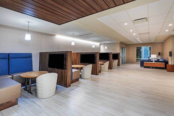 Imagen de los interiores del Hotel Courtyard By Marriott South Padre Island. Foto 20