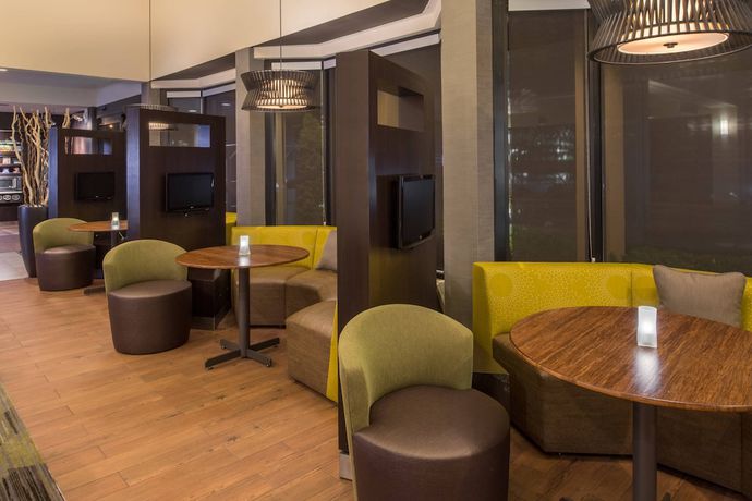 Imagen del bar/restaurante del Hotel Courtyard By Marriott Spokane Downtown At The Convention Ctr. Foto 4