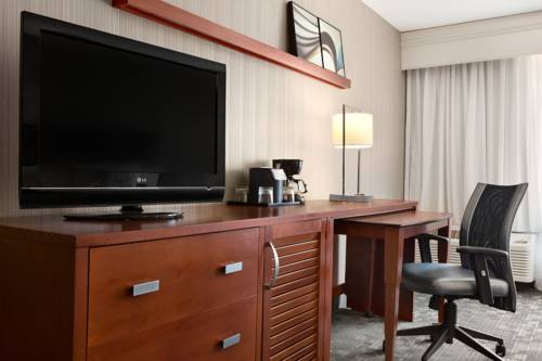 Imagen de la habitación del Hotel Courtyard By Marriott Springfield, SPRINGFIELD. Foto 8