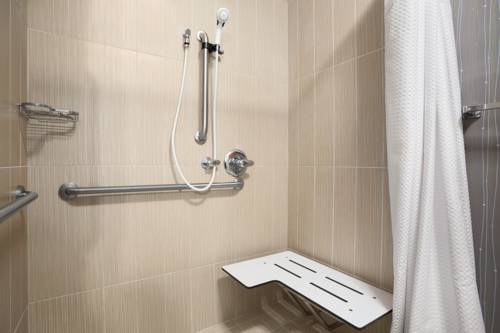 Imagen de la habitación del Hotel Courtyard By Marriott Springfield, SPRINGFIELD. Foto 9