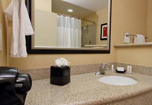 Imagen de la habitación del Hotel Courtyard By Marriott St. George. Foto 7