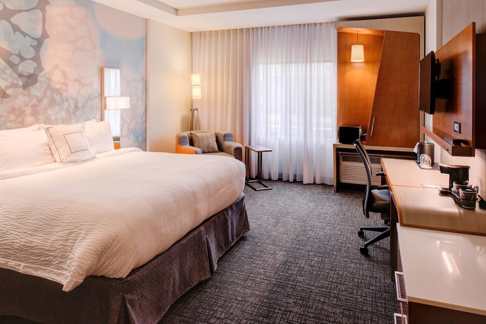 Imagen de la habitación del Hotel Courtyard By Marriott St Louis Chesterfield. Foto 11