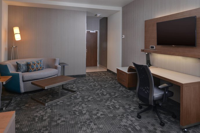 Imagen de la habitación del Hotel Courtyard By Marriott St. Louis St. Peters. Foto 5